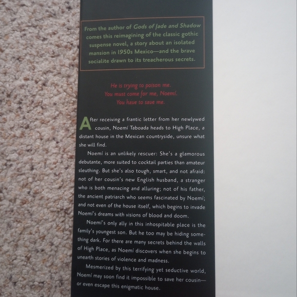 Mexican Gothic by Silvia Moreno-Garcia - Picture 2 of 5